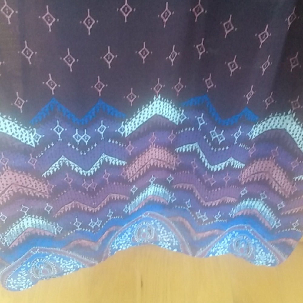 Dress- Long - Picture 3 of 5